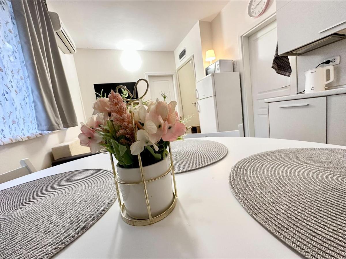 Menada Romance Marine Apartments Солнечный берег Экстерьер фото