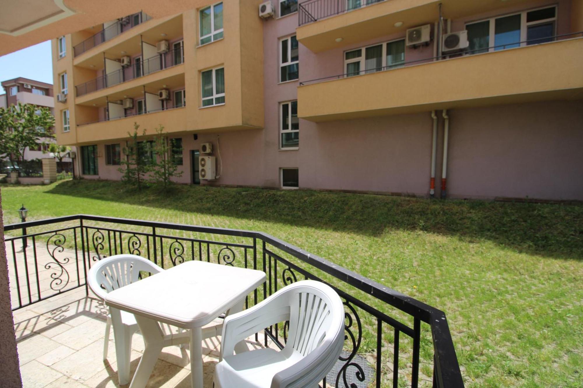 Menada Romance Marine Apartments Солнечный берег Номер фото